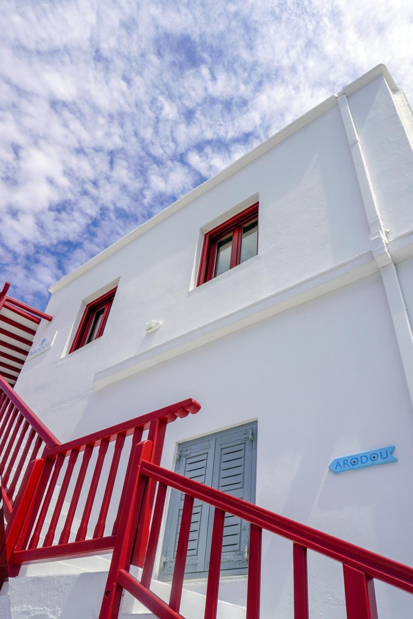 Arodou Studio And Apartment Mykonos Town Exteriör bild