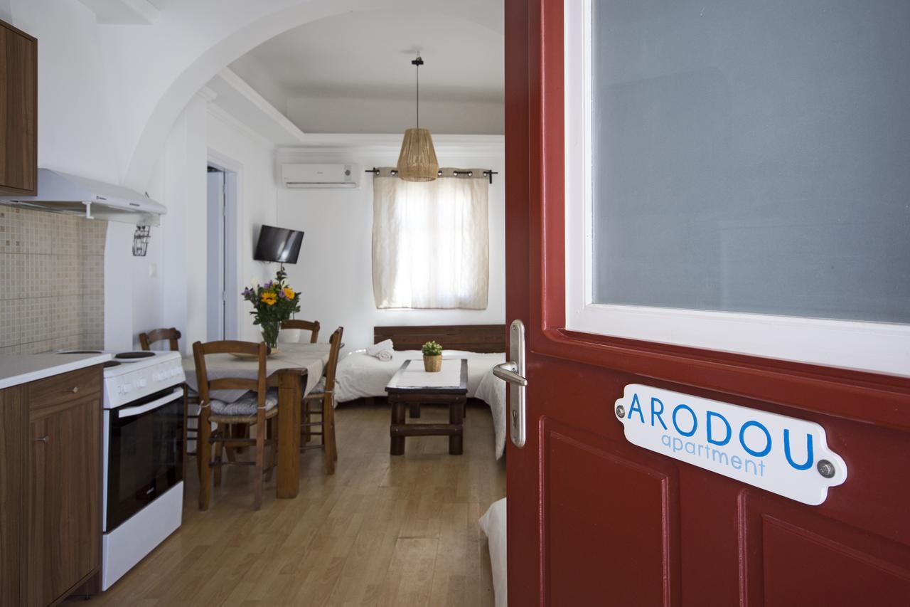 Arodou Studio And Apartment Mykonos Town Exteriör bild